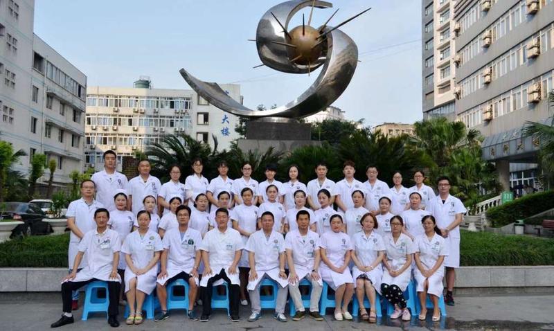 生化妊娠不常见,也不需要坐月子,过程和月经相像